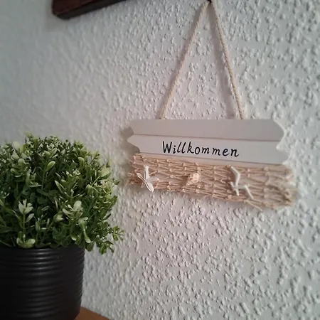 Mijo, Mit Charme Und Ostseenah Apartment *